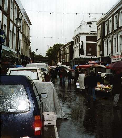 market2a.jpg (36695 bytes)